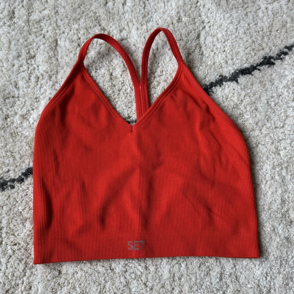 NEW SET ACTIVE SCULPTFLEX RIBBED V BRA IN GUAVA!